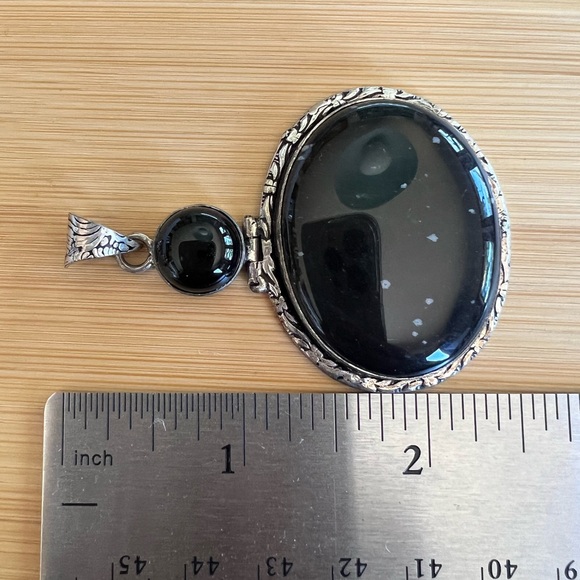 Snowflake obsidian, and onyx pendant - Picture 5 of 6